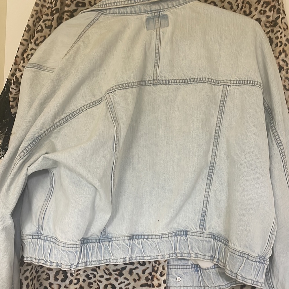 Jean jacket - Picture 3 of 3